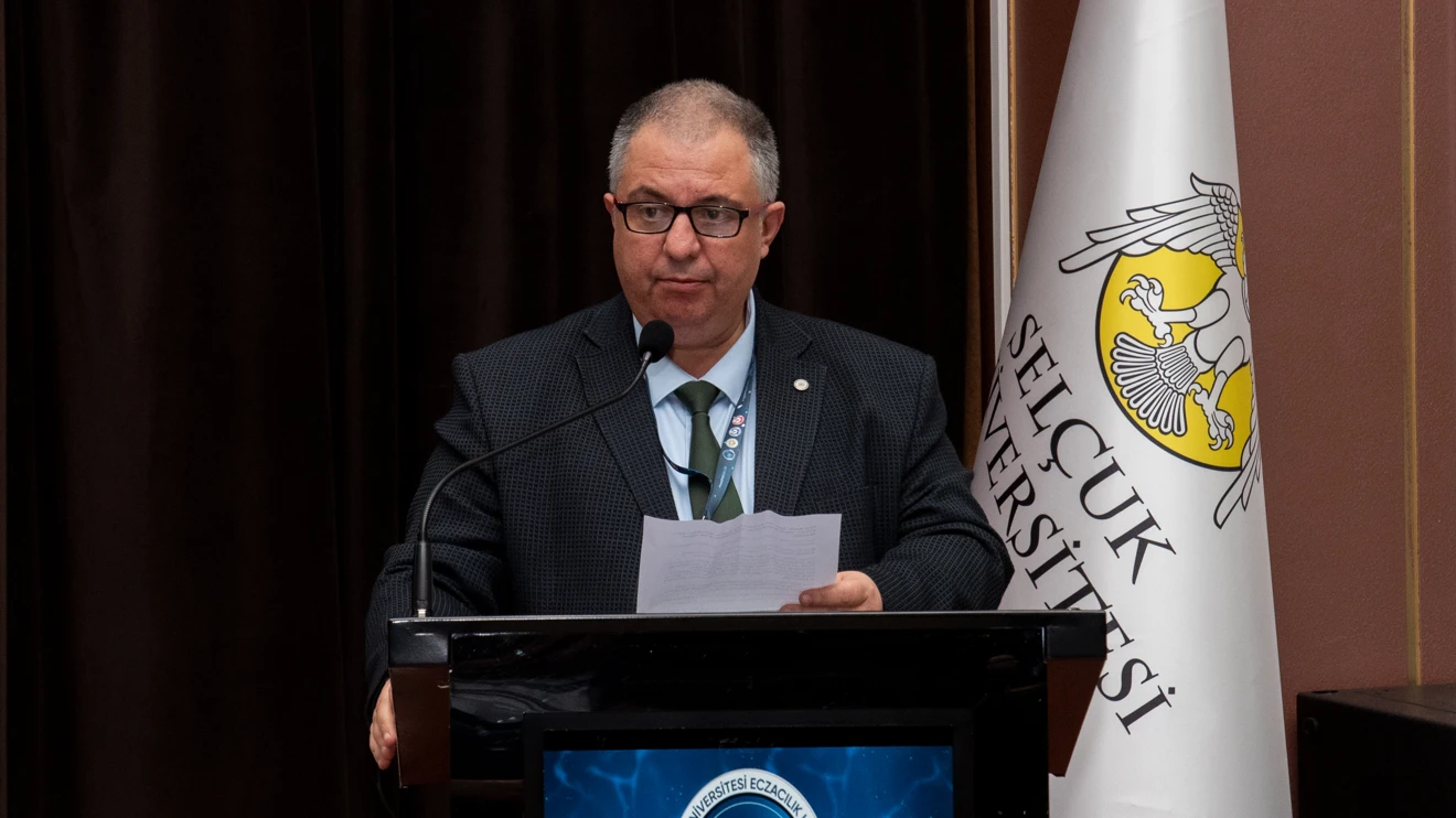 Eczacılığın duayenleri Selçuk Üniversitesinde buluştu